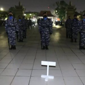 Dan Lanal Palembang Hadiri Renungan Suci Di TMP Ksatria Ksetra Siguntang