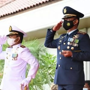 Dan Lanal Palembang Bersama Forkpimda Hadiri Upacara Bendera Di Griya Agung