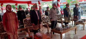 Mawardi Yahya Secara Simbolis Serahkan SK Remisi  HUT RI ke-76 Bagi 8.711 Warga Binaan dan Anak di Sumsel 