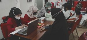 Vaksinasi Massal Di DPD PDI Sumatera Selatan