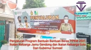Penyaluran Program Bantuan Bantuan Beras PPKM 2021 Ikatan Keluarga Jamu Gendong Dari Gubernur Sumsel