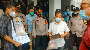 Puluhan Massa JCMP Mendesak Pemkot Palembang Untuk Berikan Bantuan Untuk Rakyat