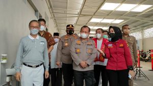 Hari Pertama Bertugas, Kapolda Sumsel Irjen Pol Toni Harmanto Turun Langsung Memantau Vaksinasi Merdeka