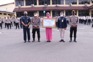 Kapolda Sumsel Irjen Pol Drs Toni Harmanto, MH memimpin Apel Pagi 7 Hari Menjadi Kapolda Sumsel