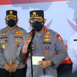 Tinjau Vaksinasi Serentak, Kapolri Ingatkan Pentingnya Vaksin untuk Hadapi Omicron