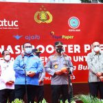 Tinjau Vaksinasi Booster, Kapolri: Buruh Harus Dalam Kondisi Optimal dan Sehat Hadapi Omicron