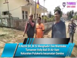 H.Nazili SH.,M.Si Menghadiri Dan Membuka  Turnamen Volly Ball Di Air Itam RT 28 Kelurahan Pulokerto kecamatan Gandus