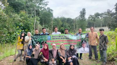 Ahyar, Kepala Desa Cengkong Abang Mengajak Bersama Sama Pemdes Untuk Kegiatan Gerakan Penanaman 10.000 Batang Pohon Cabai