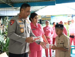 Kapolda Babel Bersama Ketua Bhayangkari Sambangi Panti Jompo Dan Panti Asuhan Di Pangkalpinang