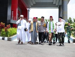 Ustadz Abdul Somad Jadi Khatib Jumat di Mapolda Sumsel, Ingatkan Tugas Polisi Adalah Amanah