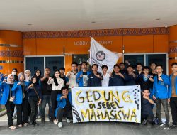 BEM Universitas PGRI Palembang Segel Kantor Rektorat, Desak Rektor Bukman Lian Buka Ruang Dialog