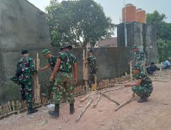 Rehab RTLH Sasaran 5 TMMD Ke-129 Kodim 0418/Palembang, Rumah ibu Suwarni di RT 20 Rw  06 jl.Pesantren Mahmud Badarudin II Palembang