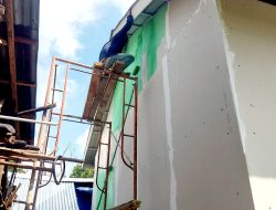 Memasuki Hari ke -18  Satgas TMMD ke-129 Kodim 0418/Palembang Lanjutkan Pengecatan RTLH Milik Ibu Sriyanti