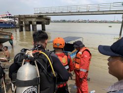 Remaja 14 Tahun Tenggelam di Sungai Musi 3 Ilir, Tim SAR Gabungan Lakukan Pencarian