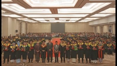 Wisuda Sarjana dan Magister , Unitas Palembang Lepas 277 Lulusan,  Tekankan Karakter dan Integritas Di Era Digital