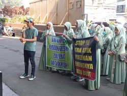 Gelar Aksi Demo di Kantor Walikota dan DPRD ,  Forbes : Komisi III Jangan Selalu Bikin Gaduh, Harus Buat Kondusif  Investasi di Palembang